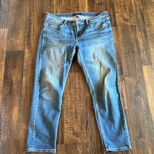 Banana Republic girlfriend fit jeans cropped